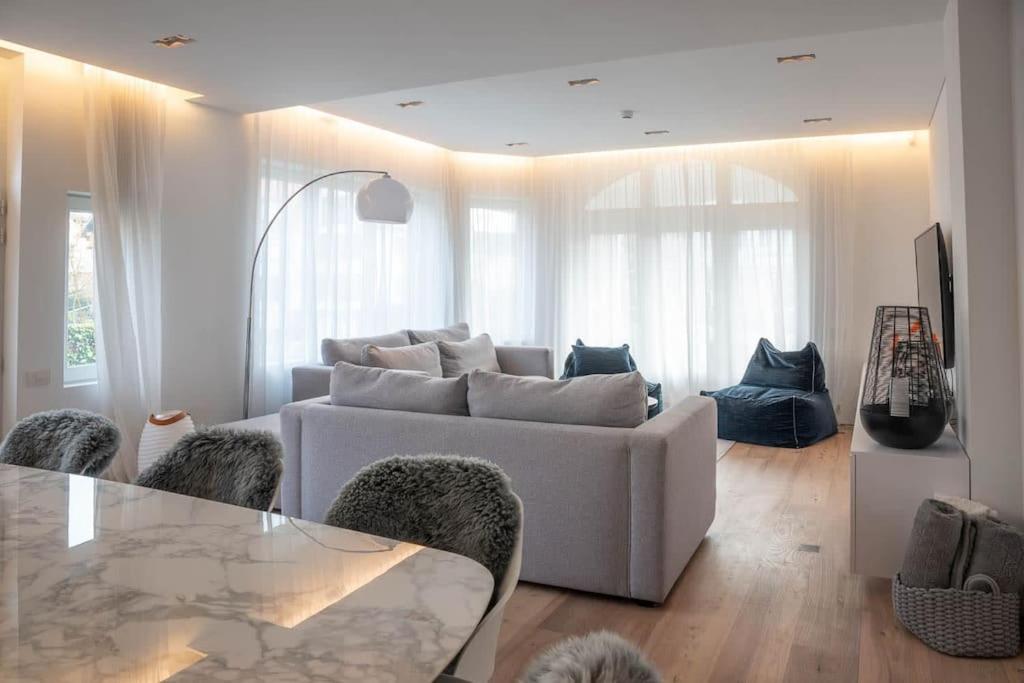 Cozy 3Bd House With Private Terrace And Parking Villa Knokke-Heist Luaran gambar